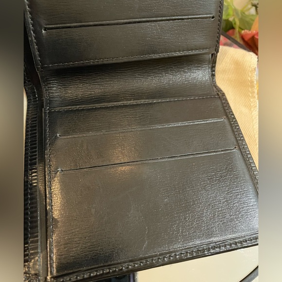 LV EPI Black Men’s Wallet with Dustbag - Picture 7 of 13